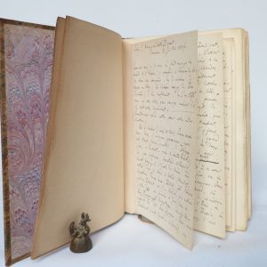 Lettre autographe de Maxime Vuillaume à Lucien Descaves, collée dans le premier des 10 cahiers rouges.