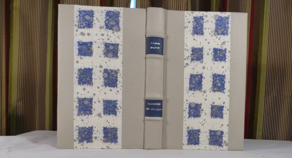 Pastiches et mélanges